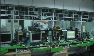 西数科技有限公司维修区.jpg.jpg.jpg